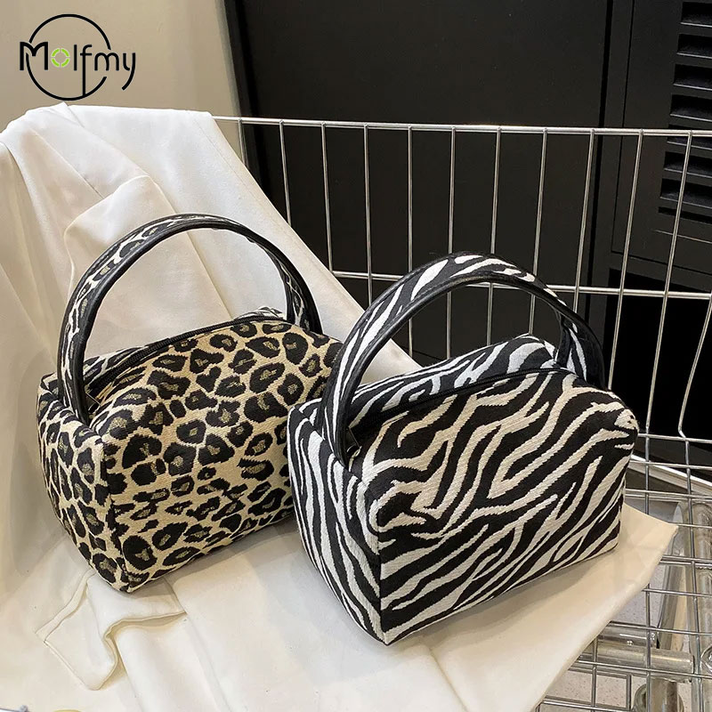 Luxury Skincare & Spa Reviews - Leopar makyaj çantası lüks büyük kapasiteli